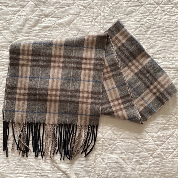 Wool/Cashmere Enzo Mantovani Scarf - Picture 4 of 10